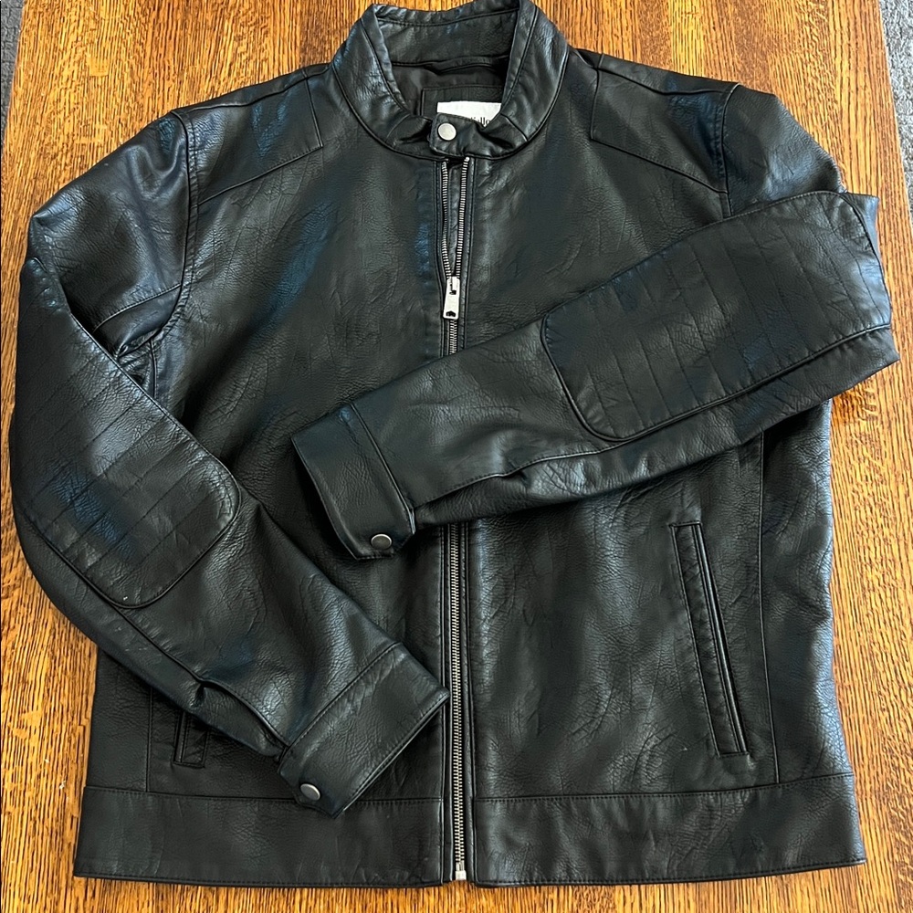 Goodfellow & Co Faux Vegan Black Leather Jacket SZ M Zip Closure Patched Elbows